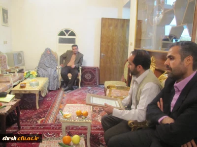 تجدید میثاق با آرمانهای شهدا - دیدار با خانواده شهید عباس بنائیون