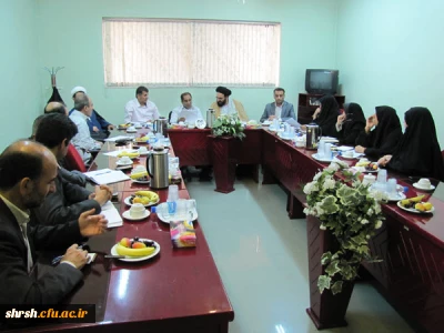جلسه هیات امنای دانشگاه فرهنگیان فارس برگزار گردید