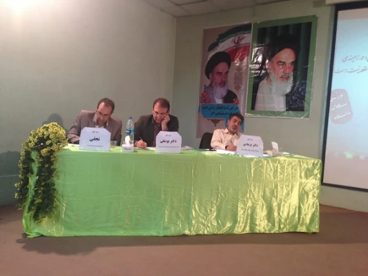 برگزاری تریبون آزاد صنفی آموزشی و رفاهی دانشجویان پردیس شهید رجایی با حضور ریس و مسئولان پردیس  توسط بسیج دانشجویان پردیس شهید رجایی 3