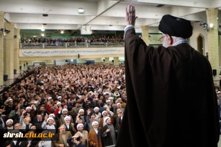 دشمن می خواهد در انتخابات اعمال نفوذ کند / مردم آگاه باشند و در نقطه  مقابل خواست دشمن عمل کنند / کسانی که در تخریب شورای نگهبان با دشمن هم زبانی می کنند ملتفت نیستند؛ من کسی را به خیانت متهم نمی کنم