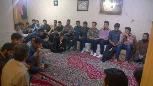 دیدار جمعی از دانشجویان پردیس شهید رجایی با خانواده شهید محمد رضا شعله 2