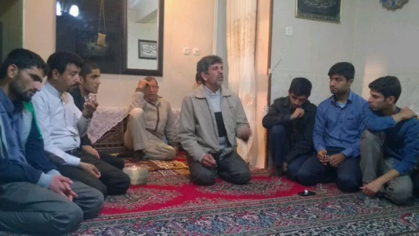 دیدار جمعی از دانشجویان پردیس شهید رجایی با خانواده شهید محمد رضا شعله 3