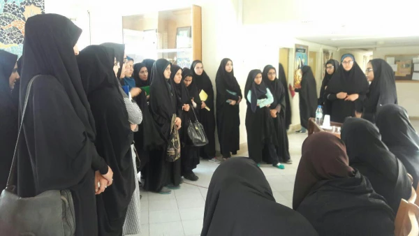 تریبون آزاد، با موضوع کارورزی من را معلم کرد عایا؟!
 2