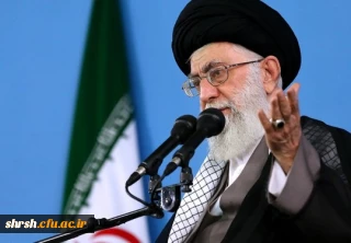 رهبر معظم انقلاب:
گاهی جوانهای احتمالاً صالح و مؤمنی، با یک کسی یا جلسه ای مخالفند؛ بنا می کنند هیاهو کردن، جنجال کردن و شعار دادن؛ من با این کارها موافق نیستم / امروز برای نظام اسلامی، جنگ نظامی، احتمال ضعیفی است