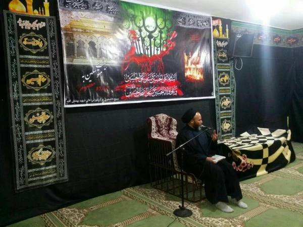 گزارش تصویری مراسم هیئت متوسلین به چهارده معصوم مرکز شهید بهشتی اقلید محرم 95 3