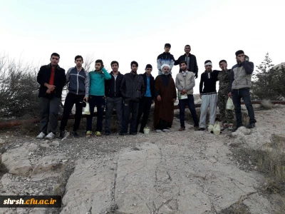 کوهنوردی هیئت بسیج در آخرین روزهای ترم