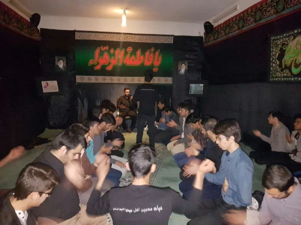 مراسم سوگواری حضرت فاطمه زهرا در دهه ی دوم       2