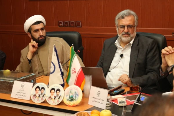 جلسه شورای فرهنگی دانشگاه فرهنگیان با حضور دکتر بنیانیان در پردیس شهید رجایی فارس برگزار گردید 2