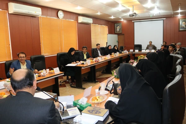 جلسه شورای فرهنگی دانشگاه فرهنگیان با حضور دکتر بنیانیان در پردیس شهید رجایی فارس برگزار گردید 7