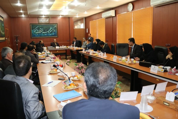 جلسه شورای فرهنگی دانشگاه فرهنگیان با حضور دکتر بنیانیان در پردیس شهید رجایی فارس برگزار گردید 4