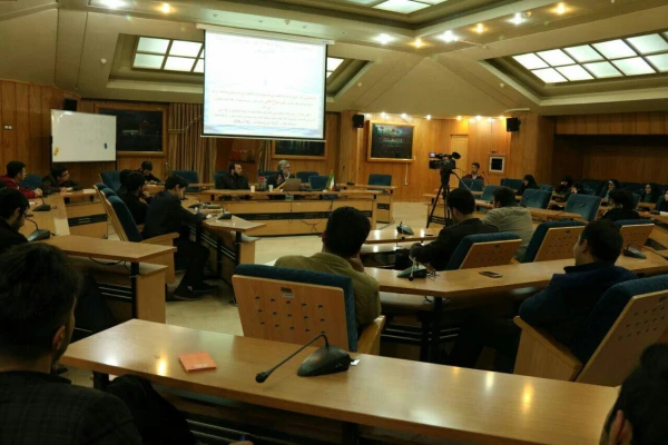 گزارش تصویری سخنرانی دکتر حسن بنیانیان رئیس کمیسیون فرهنگی شورای عالی انقلاب فرهنگی با موضوع چگونگی اثر گذاری کار فرهنگی در حضور فعالین فرهنگی و تشکلهای دانشجویی دانشگاه فرهنگیان فارس و دانشگاه شیراز 2