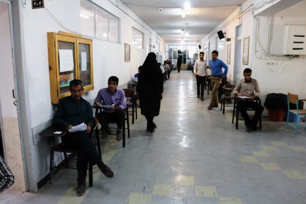 بازدید از برگزاری امتحانات در پردیس شهید  5