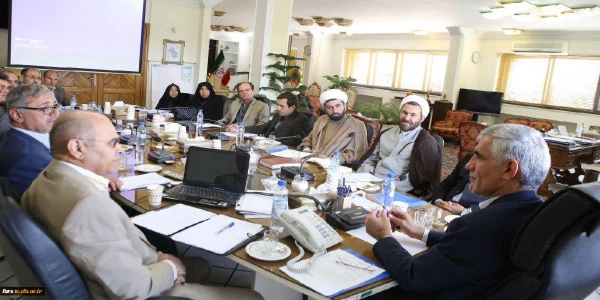 اولین جلسه هیات امنا دانشگاه فرهنگیان فارس با مدیریت جدید
 2