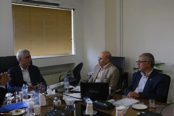 اولین جلسه هیات امنا دانشگاه فرهنگیان فارس با مدیریت جدید
 2