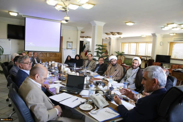 اولین جلسه هیات امنا دانشگاه فرهنگیان فارس با مدیریت جدید
 2