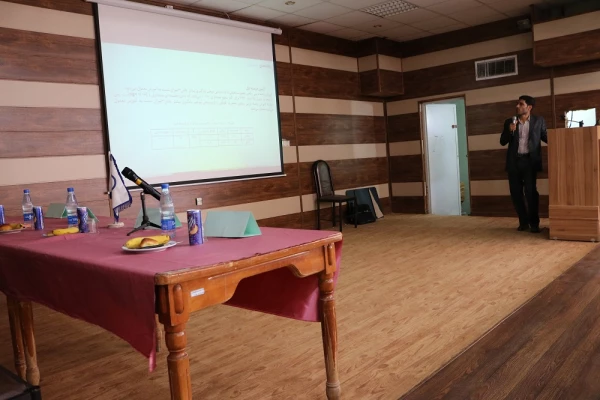 نخستین جلسه دفاع از پایان نامه آقای امید معماری با عنوان تاثیر آموزش برنامه درسی تلفیقی ریاضی با تربیت بدنی بر یادگیری ،یادداری و نگرش دانش آموزان چند پایه دوره ابتدایی دردرس ریاضی در مقطع کارشناسی ارشد در دانشگاه فرهنگیان فارس برگزار شد. 8