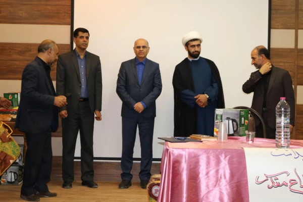 مراسم بزرگداشت هفته دفاع مقدس  توسط بسیج اساتید دانشگاه فرهنگیان فارس برگزار شد 17