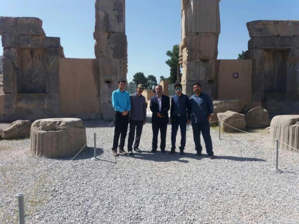 برنامه گردش علمی دانشجویان بسیجی به همراه استاد بسیجی 7