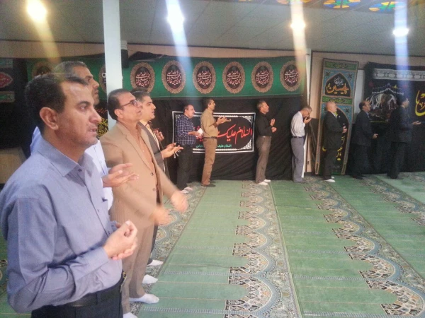 مراسم عزاداری سالار شهیدان با پرپایی زیارت عاشورا در پردیس شهید رجایی فارس
 4