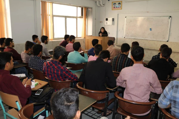 گزارش عملکرد فرهنگی اجتماعی پردیس شهیدرجایی فارس در ساعات فعالیت های فرهنگی  3