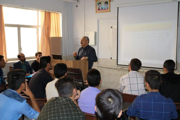 گزارش عملکرد فرهنگی اجتماعی پردیس شهیدرجایی فارس در ساعات فعالیت های فرهنگی  4