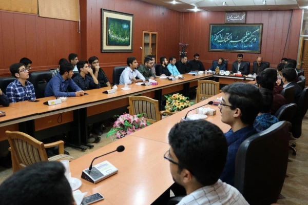 جلسه مسئولین کانون ها و تشکل های دانشجویی پردیس شهید رجایی فارس 7