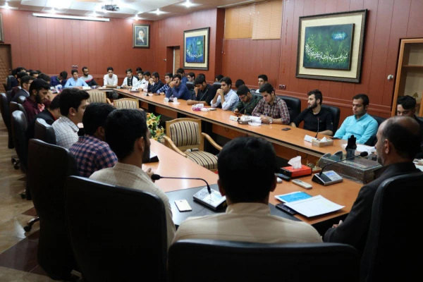 جلسه مسئولین کانون ها و تشکل های دانشجویی پردیس شهید رجایی فارس 8