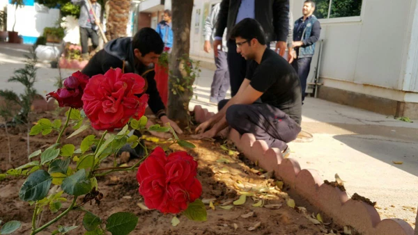 گل کاری پردیس شهید رجایی 2