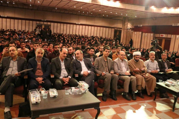 برگزاری مراسم گرامیداشت روز دانشجو در دانشگاه فرهنگیان استان فارس 3