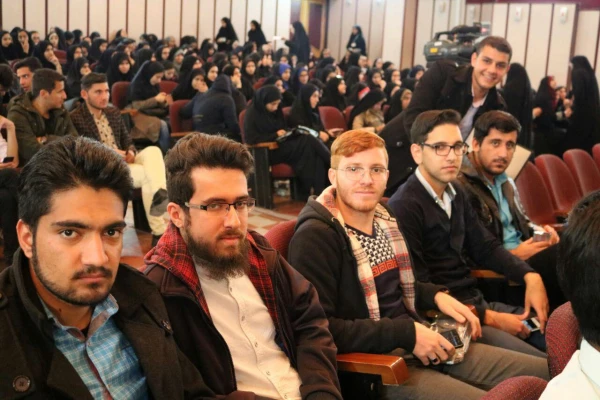 برگزاری مراسم گرامیداشت روز دانشجو در دانشگاه فرهنگیان استان فارس 8