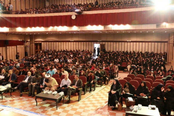 برگزاری مراسم گرامیداشت روز دانشجو در دانشگاه فرهنگیان استان فارس 7