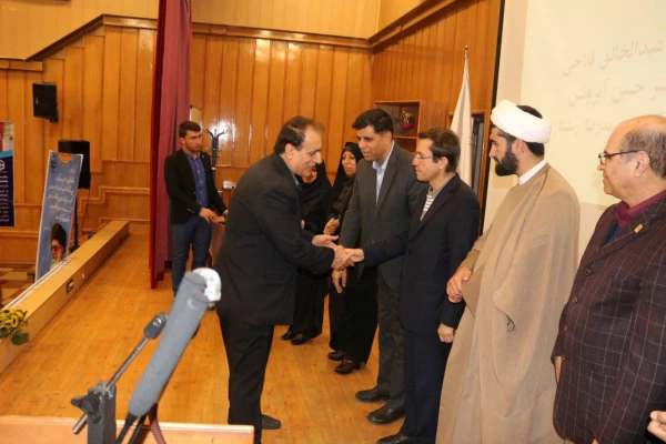 برگزاری مراسم هفته پژوهش در  مرکز سلمان فارسی 10