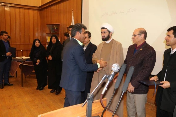 برگزاری مراسم هفته پژوهش در  مرکز سلمان فارسی 13