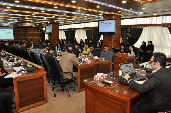 بازدیددانشجومعلمان پردیس شهیدرجایی وپردیس شهیدباهنرفارس از مرکز منطقه ای اطلاع رسانی علوم وفناوری پایگاه استنادی جهان اسلام 4