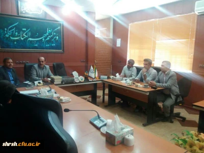 جلسه  هم اندیشی مسئولین پردیس شهید رجایی شیراز با مشاوران