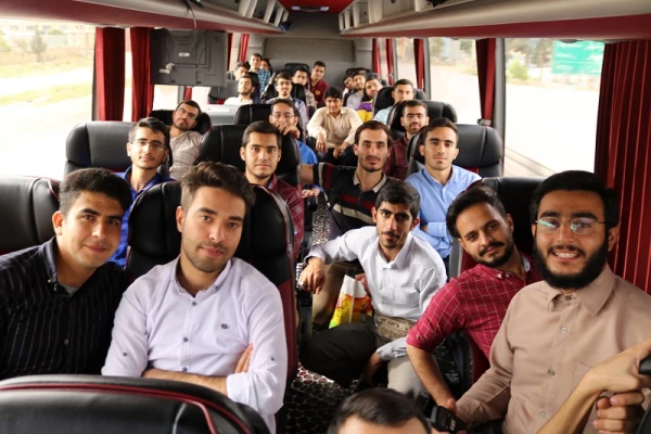 اعزام دانشجویان دانشگاه فرهنگیان فارس جهت دیدار رهبری 3