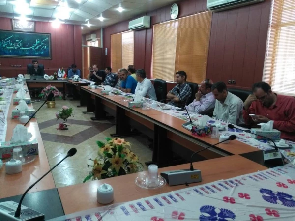 جلسه شورای اداری کارکنان پردیس شهید رجایی شیراز 4