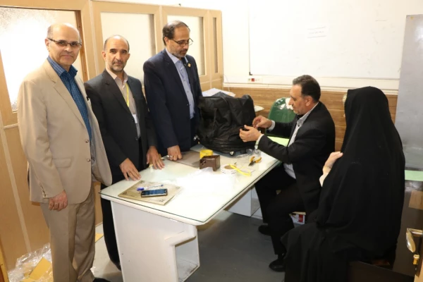 آزمون اصلح مهارت آموزان ورودی سال 95 در پردیس شهید رجایی برگزار گردید
 2