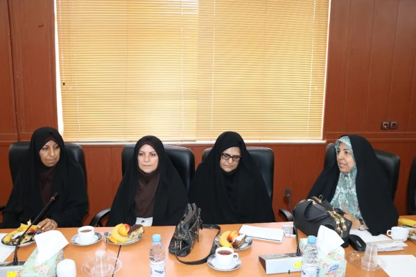 نشست صمیمی و بازدید جناب آقای دکتر خاکی معاونت محترم توسعه منابع دانشگاه فرهنگیان از پردیس شهید رجایی فارس 6