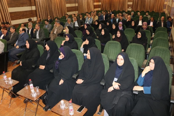 حضور دکتر خنیفر رئیس دانشگاه فرهنگیان در استان فارس 4