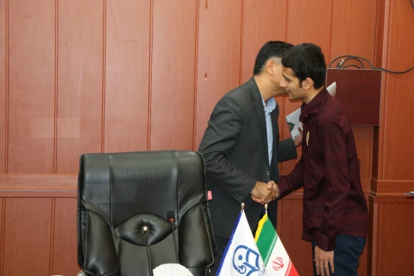 جلسه تودیع و معارفه مسئولان بسیج پردیس شهیدرجایی شیراز 3