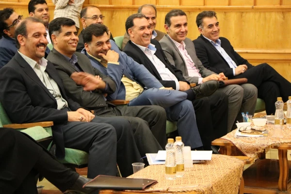 حضور دکتر محمدی معاونت محترم فرهنگی اجتماعی دانشگاه فرهنگیان در نخستین همایش ملی شعر و مشاعره رضوی در دانشگاه فرهنگیان استان فارس 14