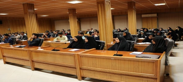 جلسه جناب آقای دکتر محمدی با دبیران کانون ها ، انجمن ها و تشکل های دانشجویی  2