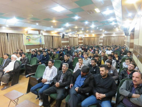 جشن گرامیداشت ولادت پیامبر اکرم(ص)، امام صادق(ع) و هفته بسیج در پردیس شهید رجایی برگزار گردید 2