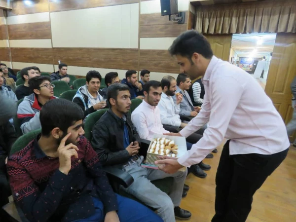 جشن گرامیداشت ولادت پیامبر اکرم(ص)، امام صادق(ع) و هفته بسیج در پردیس شهید رجایی برگزار گردید 2