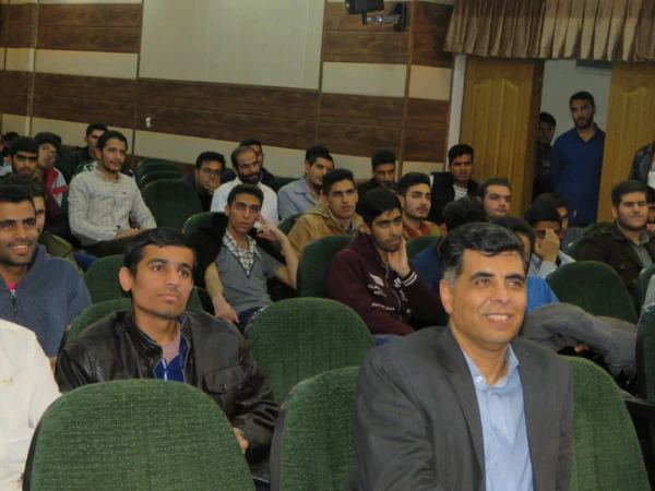 جشن گرامیداشت ولادت پیامبر اکرم(ص)، امام صادق(ع) و هفته بسیج در پردیس شهید رجایی برگزار گردید 2