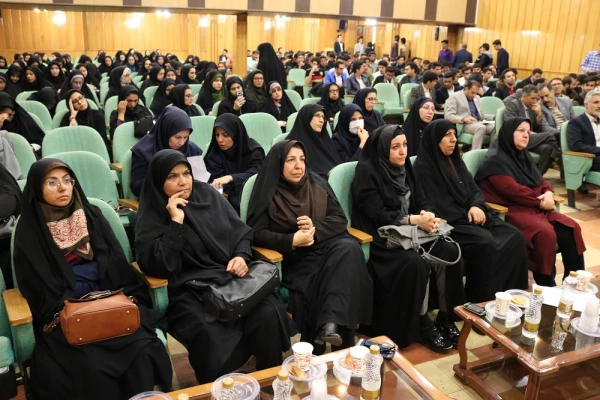 مراسم گرامی داشت هفته پژوهش در دانشگاه فرهنگیان 9