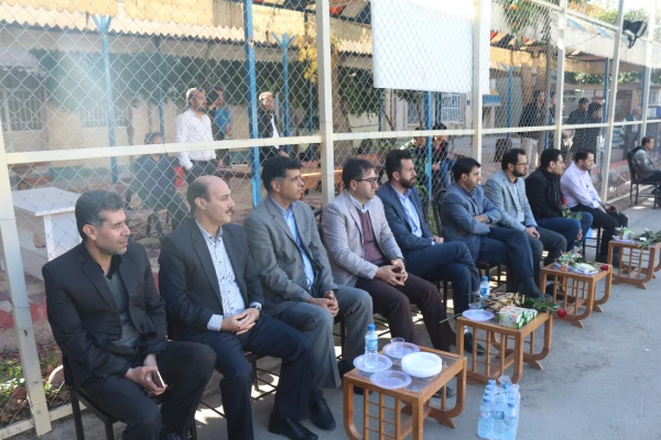 مسابقه فوتبال بین تیم شهرداری منطقه 3 شیراز و دانشجویان پردیس شهید رجایی 5