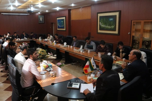 جلسه معاونت توسعه منابع و امور دانشجویی با شورای صنفی و نمایندگان سراهای دانشجویی 3