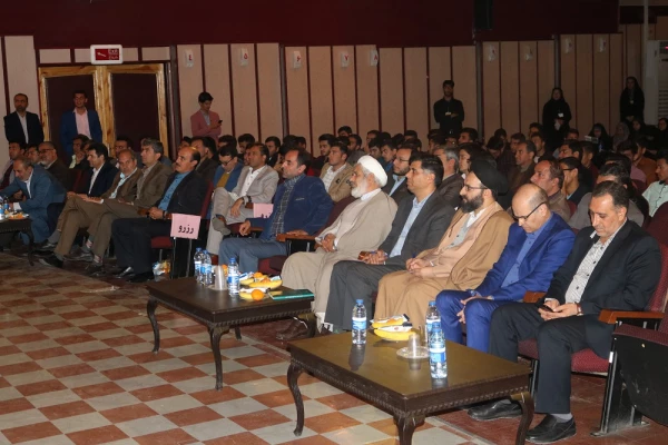 جلسه بزرگداشت روز دانشجو در دانشگاه فرهنگیان استان فارس 7